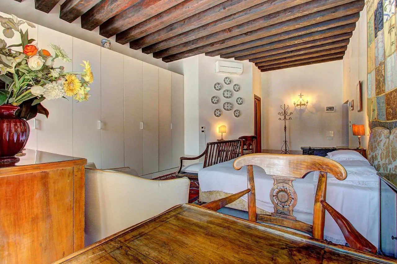 Apartment Tribuno Grand Canal
